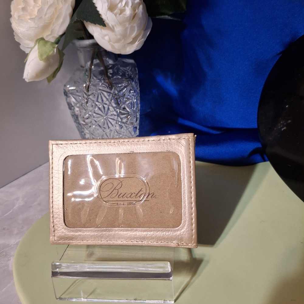 Buxton Metallic Card Display